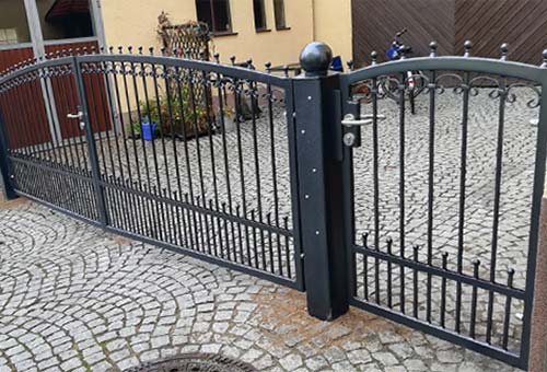 Geländer für Treppe und Balkon aus Schmiedeeisen